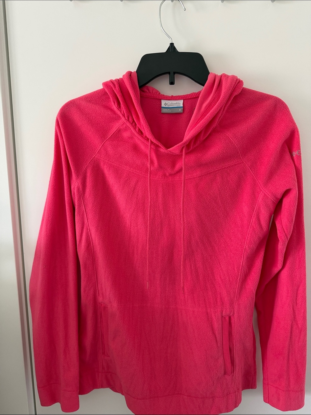 Columbia Women's Bright Pink Hooded Fleece Pullover